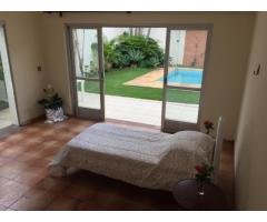 ALUGA-SE QUARTO COMPRTILHADO COM VISTA PARA PSCINA - MORUMBI