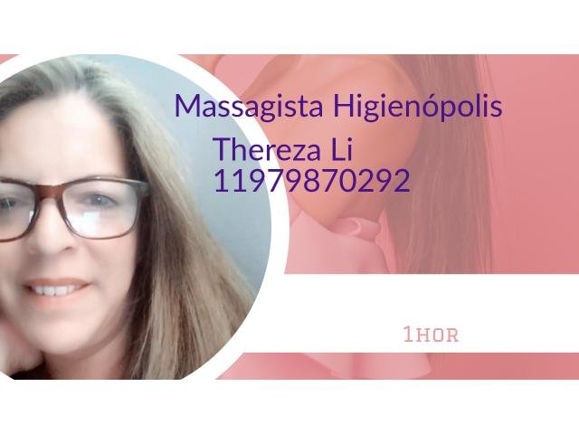 Massagista  Também A Domicilio