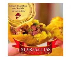 BOLINHO DE ABÓBORA COM RECHEIO DE CARNE SECA