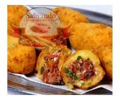 BOLINHO DE ABÓBORA COM RECHEIO DE CARNE SECA