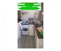 VENDE-SE OU TROCO CASA RESIDENCIAL JARDIM SAN IZIDRO -  LONDRINA