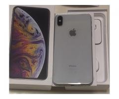 Apple iPhone XS Max 256GB Unlocked == $650