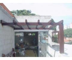 Pérgola ou pergolado de Madeira Tremembé